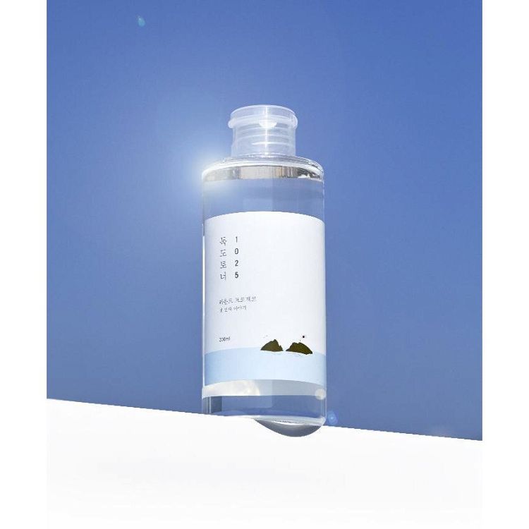Round Lab 1025 DOKDO TONER – Ενυδατικό απολεπιστικό τονερ με θαλασσινό νερό, 200ml